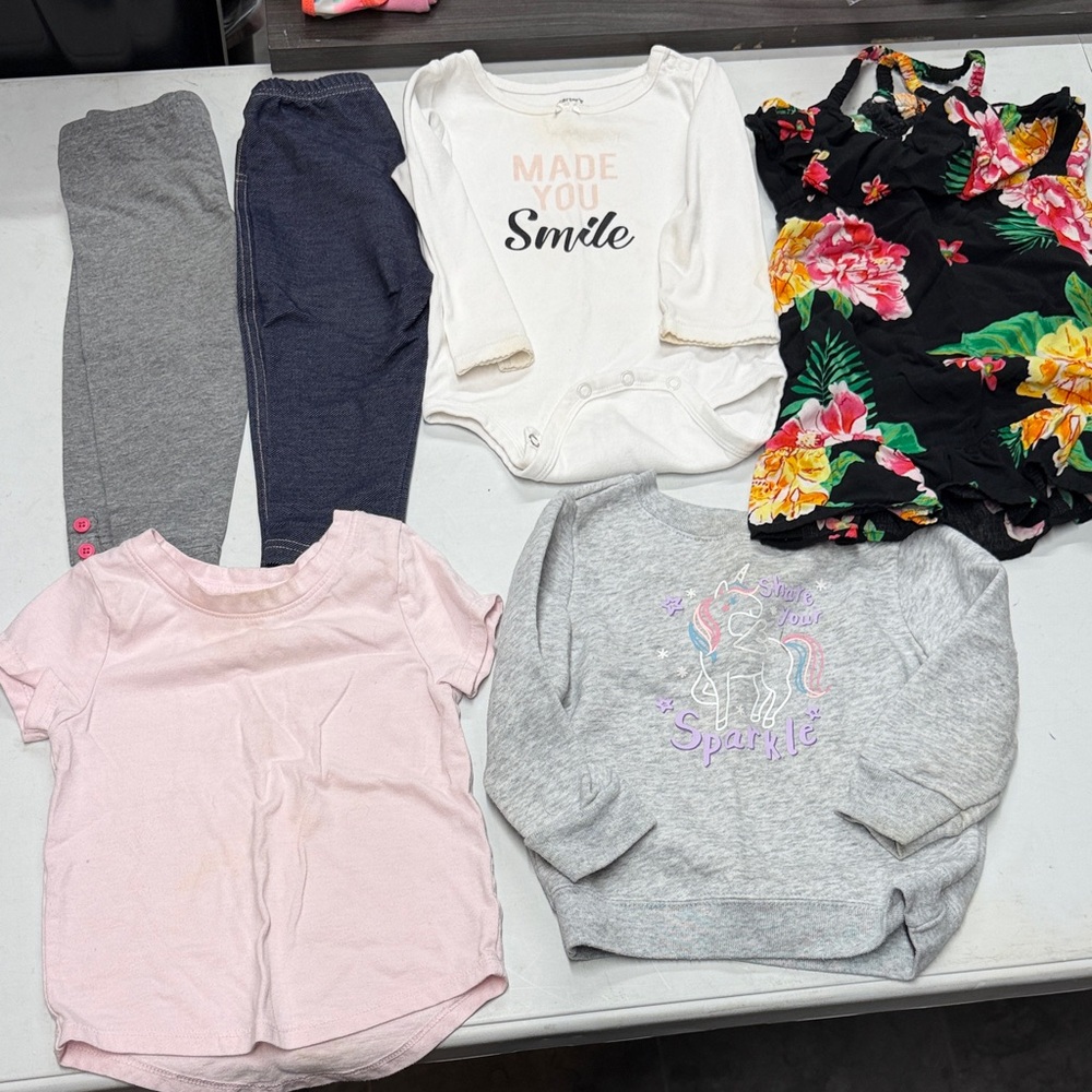 Assorted Baby Clothing Set - Picture 2 of 2